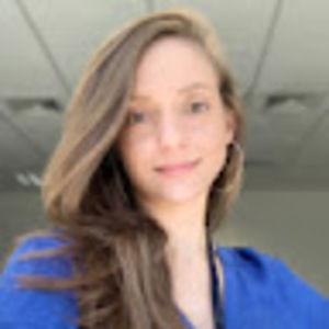 Meet your Posher, Carolina